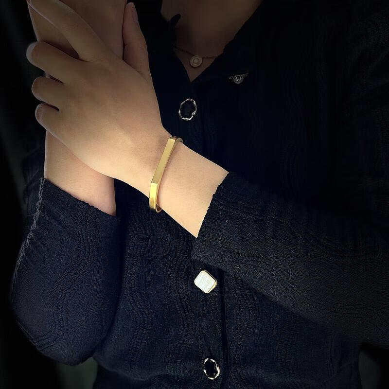 Custom Minimalist Geometric Open Cuff Bracelet, Personalized Laser Engraved Bangle for Couple, Best Friend & Everyday Style