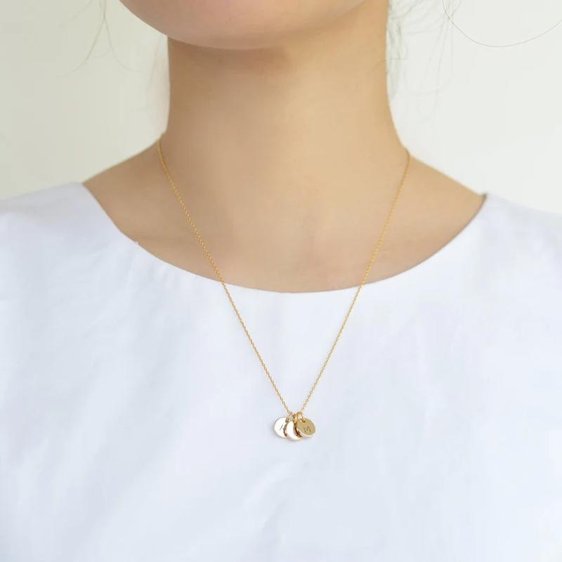 Custom Personalized Initial Engraved Disc Pendant Necklace, Customizable Letter Charm Necklace for Family & Best Friend