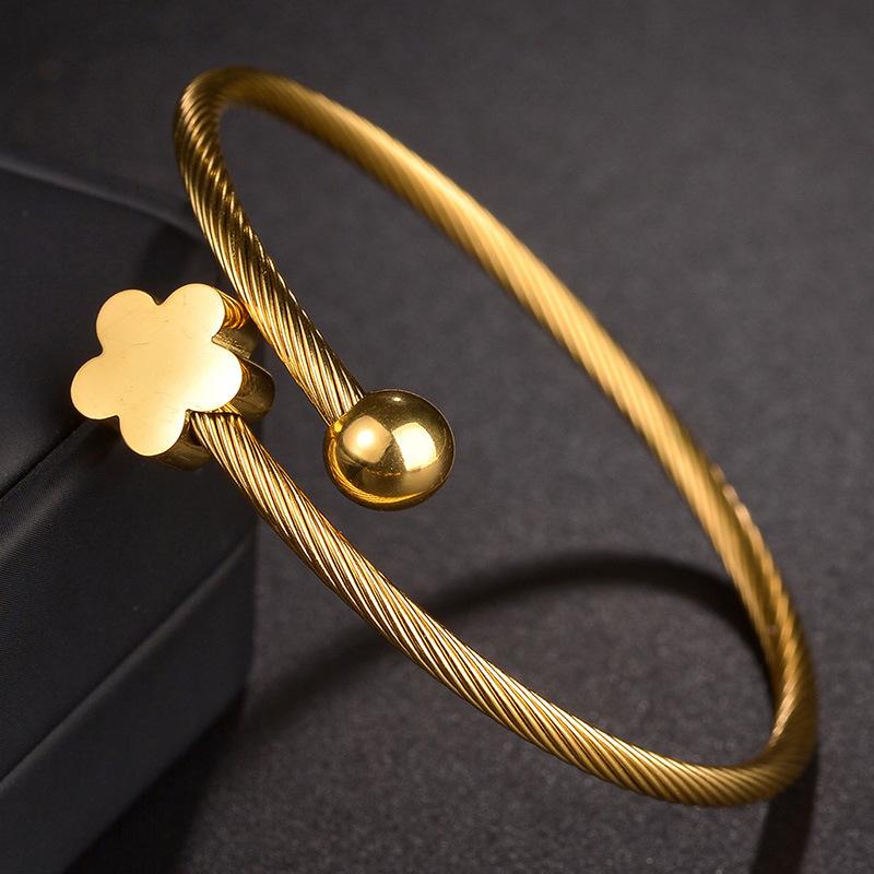 Custom Star Flower Disc Charm Bracelet & Anklet, Personalized Laser Engraved Bangle with Name Engraving